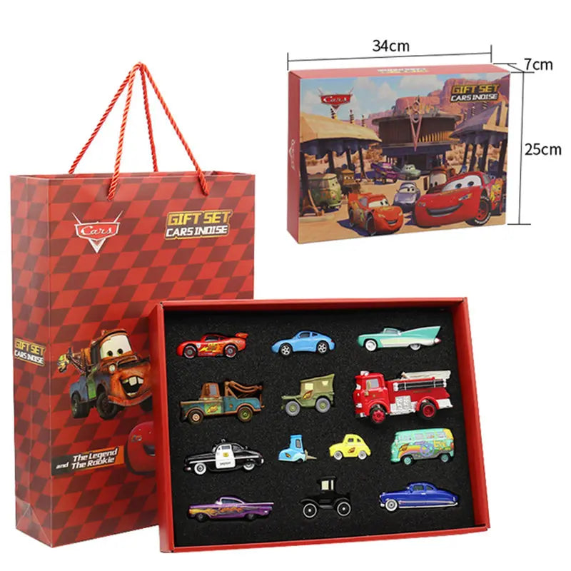 Colección Especial Cars Disney Pixar - McQueen y sus amigos.